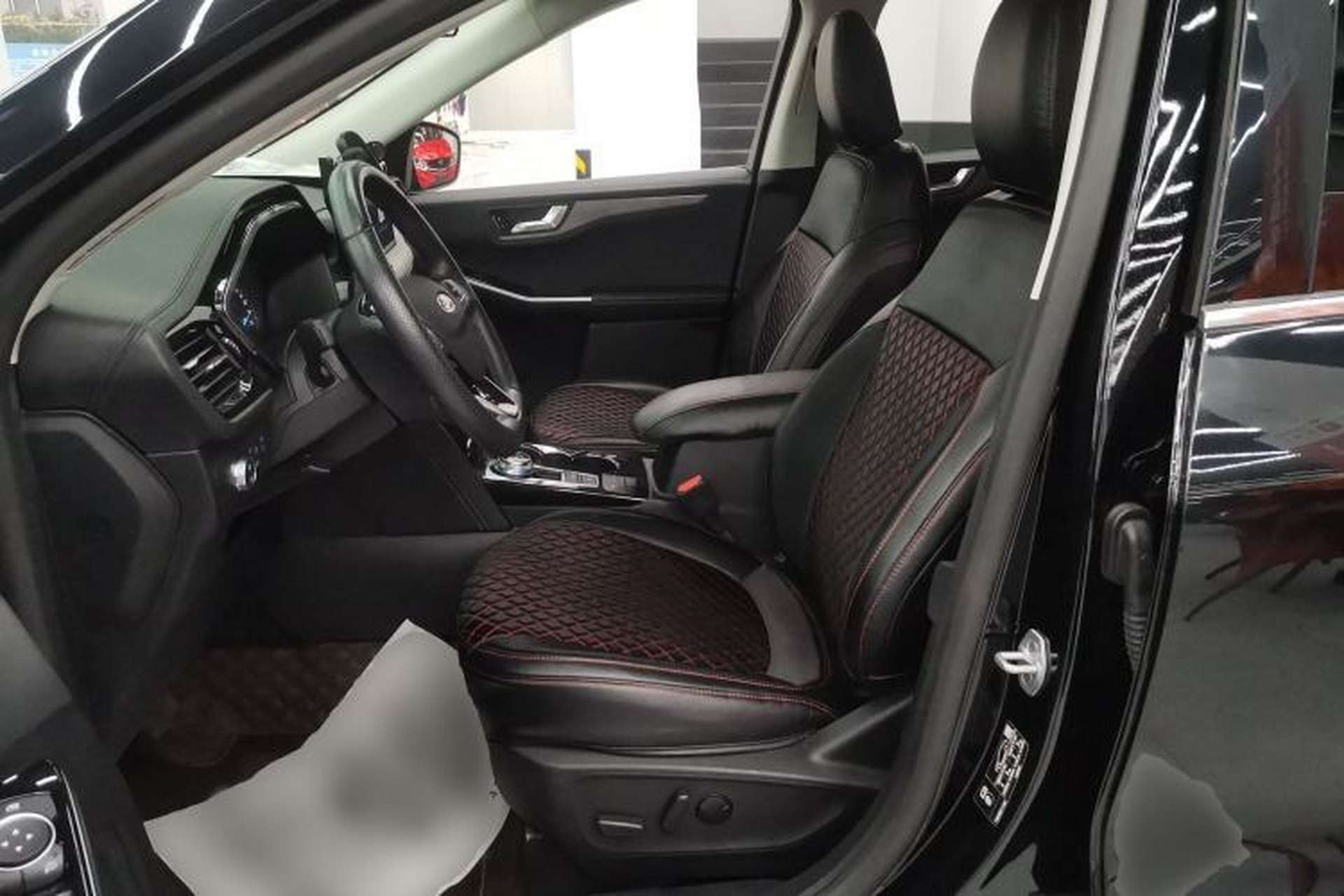 Used Ford Escape 2020 EcoBoost 245 Two-Wheel Drive Smart & Enjoyment Model Left Front Seat