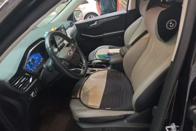 Used Ford Escape 2020 EcoBoost 245 Two-Wheel Drive Smart & Enjoyment Model Left Front Seat