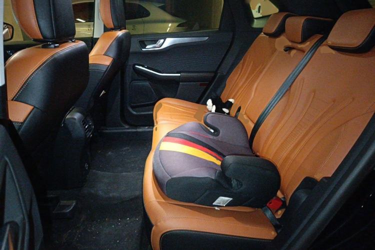 Used Ford Escape 2020 EcoBoost 245 Two-Wheel Drive Smart & Enjoyment Model Left Rear Seat