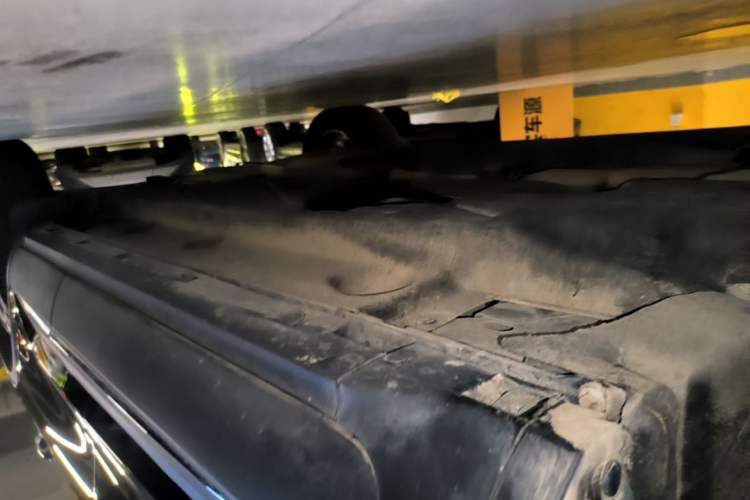 Used Ford Escape 2020 EcoBoost 245 Two-Wheel-Drive Titanium Edition Left Side Sill