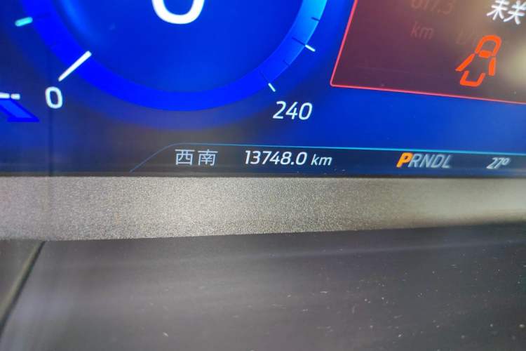 Used Ford Escape 2020 EcoBoost 245 Four-Wheel Drive Luxury Edition Odometer Close Up