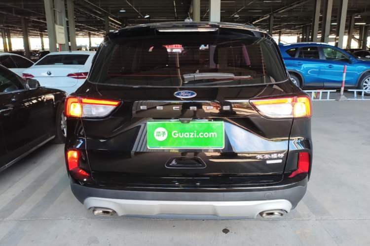 Used Ford Escape 2020 EcoBoost 245 Two-Wheel-Drive Comfort Edition Rear