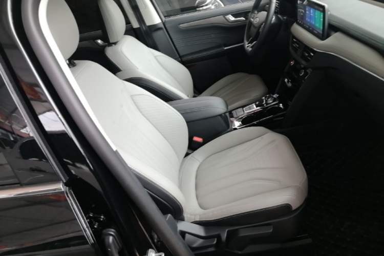 Used Ford Escape 2020 EcoBoost 245 4x4 Enjoyment Model Right Front Seat