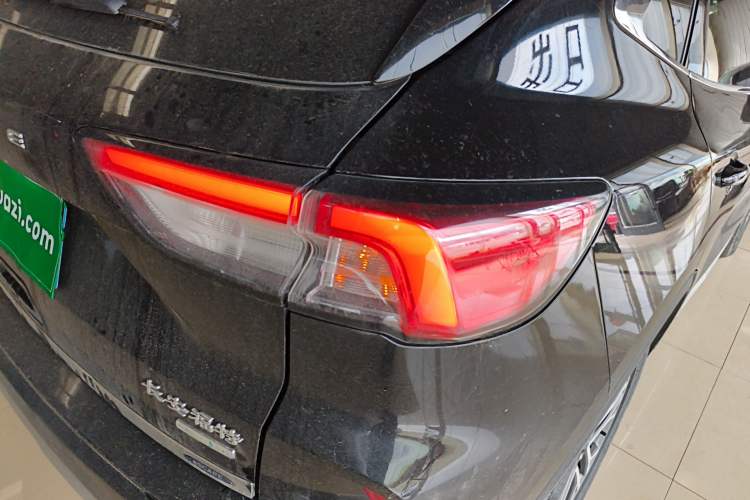 Used Ford Escape 2020 EcoBoost 245 Four-Wheel Drive Titanium Edition Right Rear Taillight