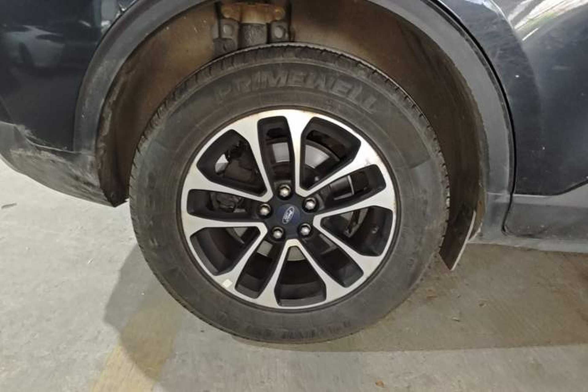 Used Ford Escape 2020 EcoBoost 245 Two-Wheel-Drive Comfort Edition Right Rear Wheel Hub