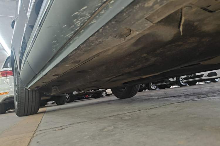 Used Ford Escape 2020 EcoBoost 245 Two-Wheel Drive Smart & Enjoyment Model Right Side Sill