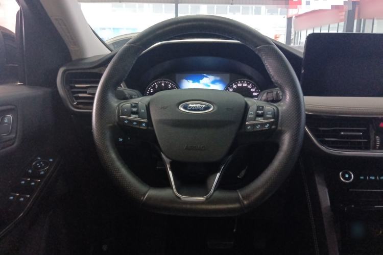 Used Ford Escape 2020 EcoBoost 245 Two-Wheel-Drive Comfort Edition Steering Wheel