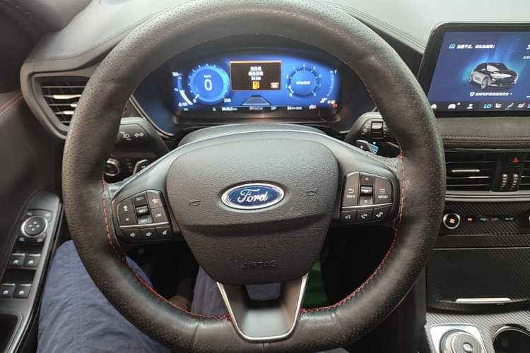 Used Ford Escape 2020 EcoBoost 245 Four-Wheel Drive ST-LINE Deluxe Edition Steering Wheel