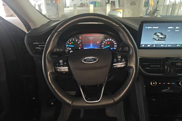 Used Ford Escape 2020 EcoBoost 245 Two-Wheel Drive Smart & Enjoyment Model Steering Wheel