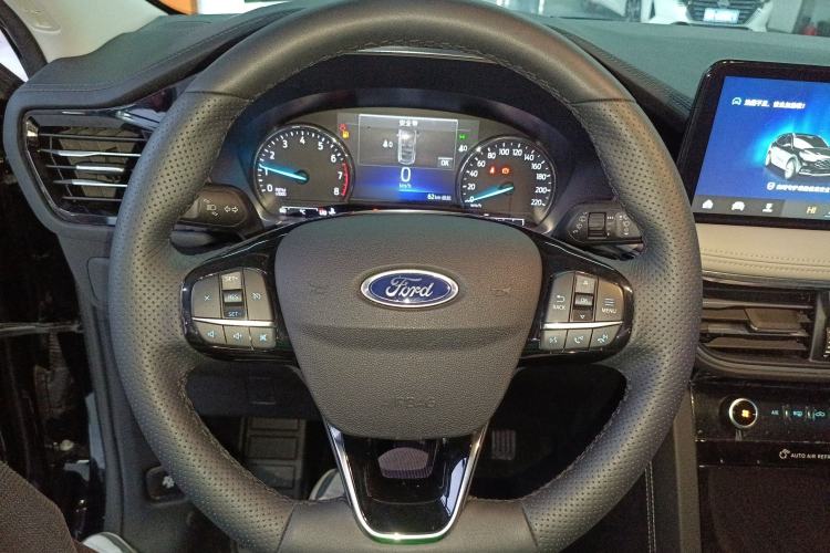 Used Ford Escape 2020 EcoBoost 245 Two-Wheel-Drive Titanium Edition Steering Wheel