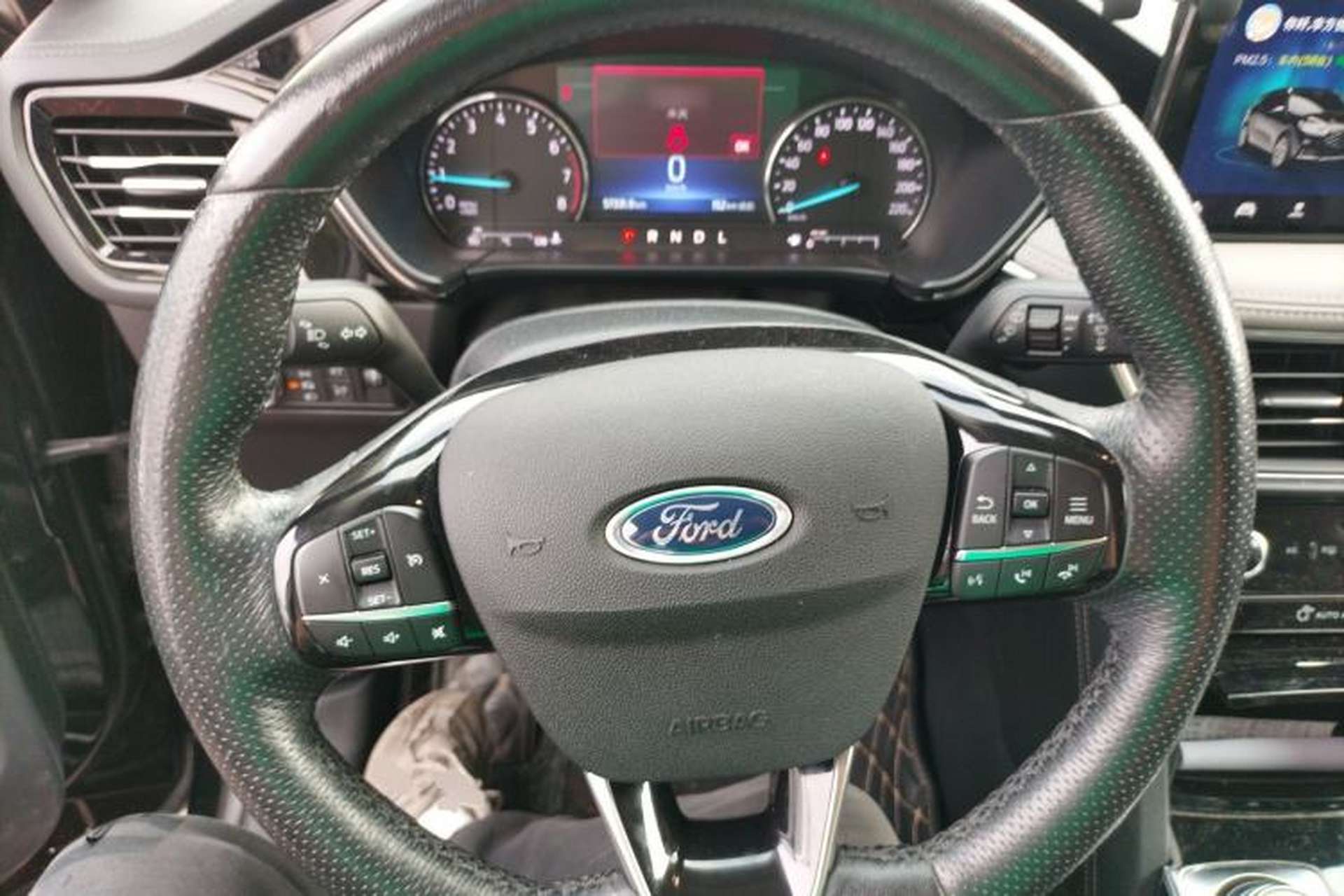 Used Ford Escape 2020 EcoBoost 245 Two-Wheel-Drive Titanium Edition Steering Wheel