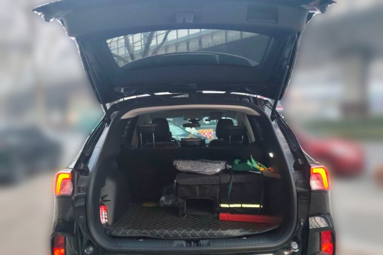Used Ford Escape 2020 EcoBoost 245 Two-Wheel-Drive Comfort Edition Trunk