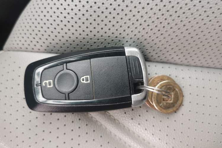 Used Ford Escape 2020 EcoBoost 245 Four-Wheel Drive Titanium Edition Vehicle Key