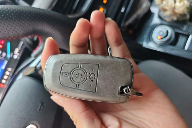 Used Ford Escape 2020 EcoBoost 245 Two-Wheel-Drive Titanium Edition Vehicle Key