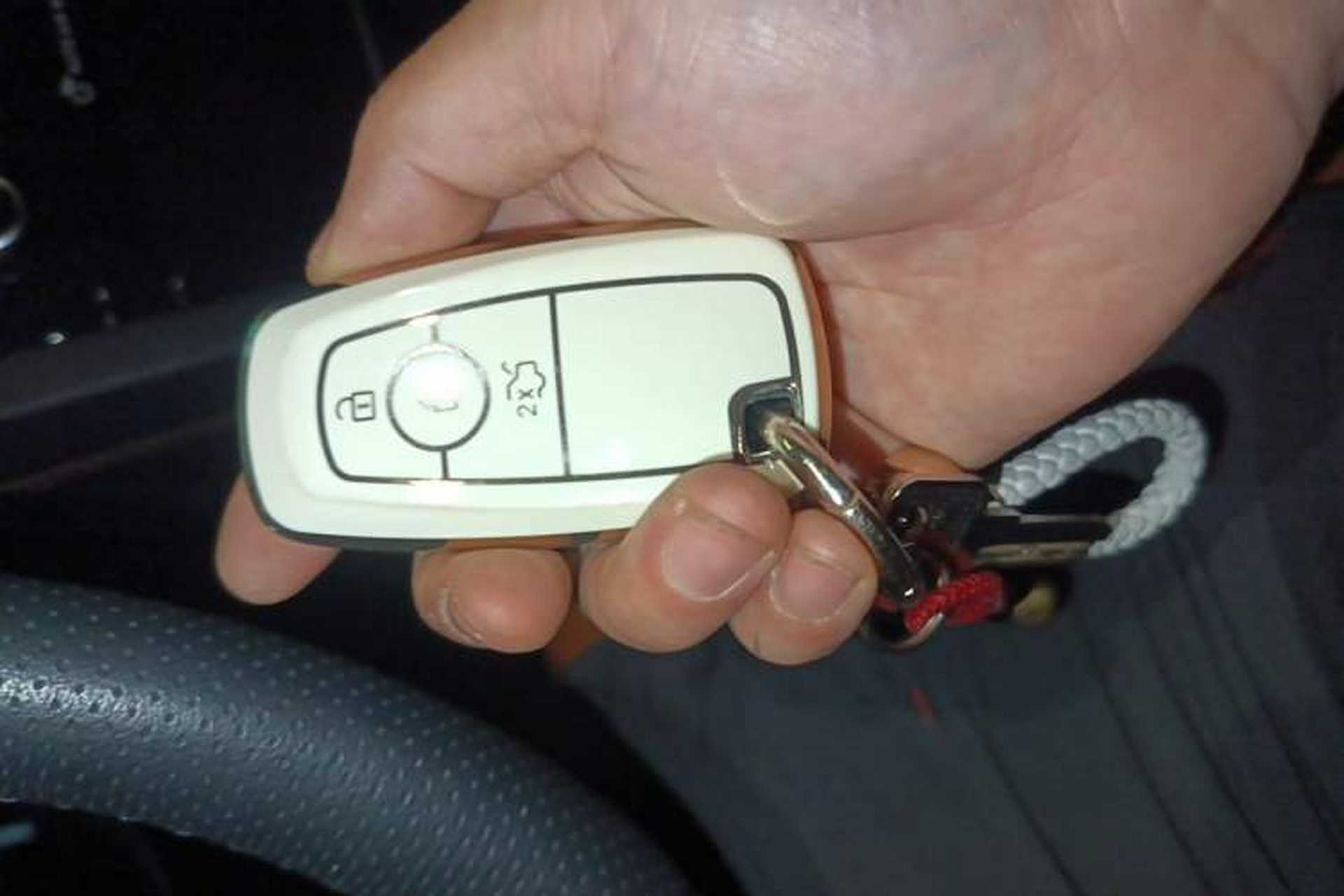 Used Ford Escape 2020 EcoBoost 245 Two-Wheel Drive Smart & Enjoyment Model Vehicle Key