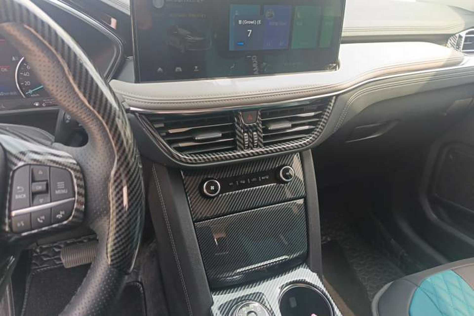 Used Ford Escape 2020 EcoBoost 245 Two-Wheel-Drive Titanium Edition Audio And AC Panel