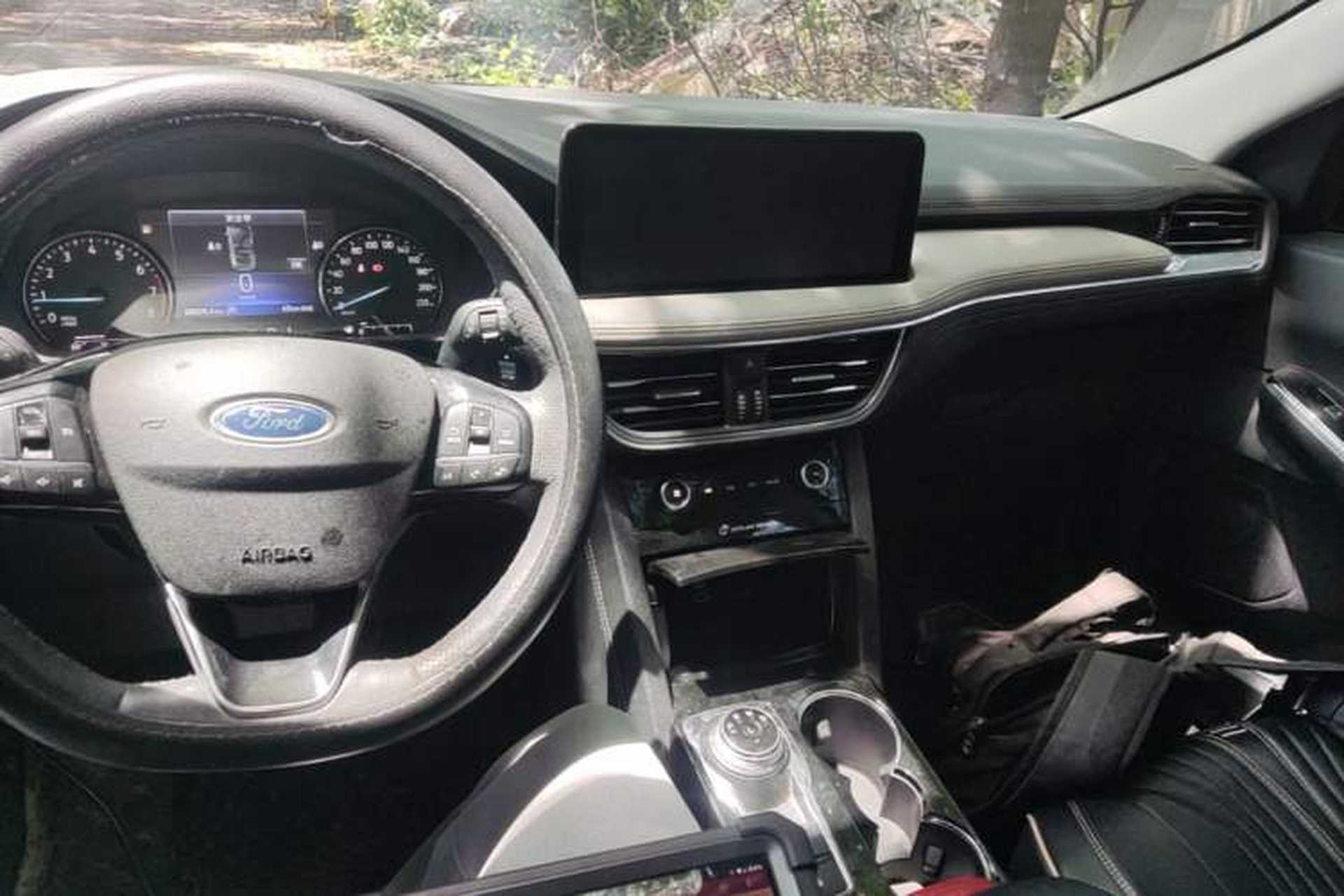 Used Ford Escape 2020 EcoBoost 245 Two-Wheel-Drive Titanium Edition Center Console