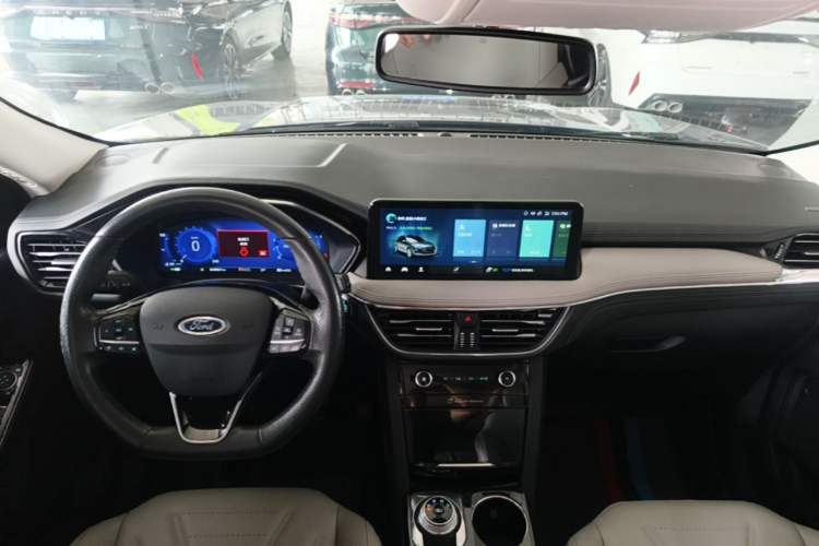 Used Ford Escape 2020 EcoBoost 245 Two-Wheel Drive Smart & Enjoyment Model Center Console