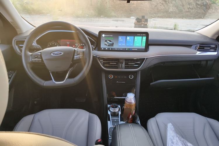 Used Ford Escape 2020 EcoBoost 245 Two-Wheel-Drive Titanium Edition Center Console