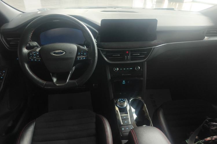 Used Ford Escape 2020 EcoBoost 245 Four-Wheel Drive ST-LINE Deluxe Edition Center Console