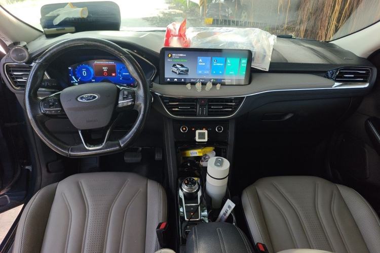 Used Ford Escape 2020 EcoBoost 245 Four-Wheel Drive Luxury Edition Center Console