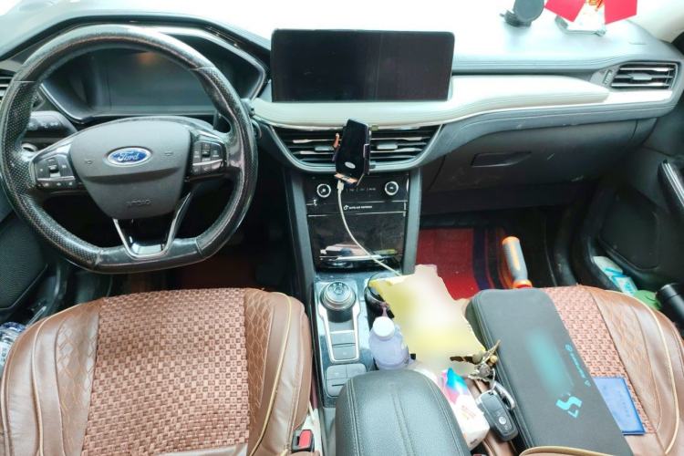 Used Ford Escape 2020 EcoBoost 245 Four-Wheel Drive Luxury Edition Center Console