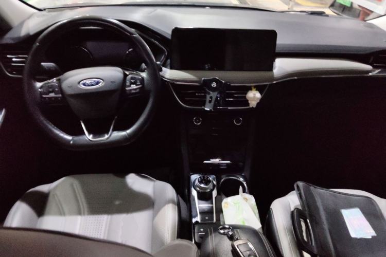 Used Ford Escape 2020 EcoBoost 245 4x4 Enjoyment Model Center Console
