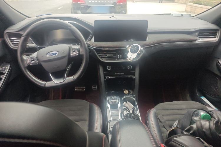Used Ford Escape 2020 EcoBoost 245 Four-Wheel Drive Luxury Edition Center Console