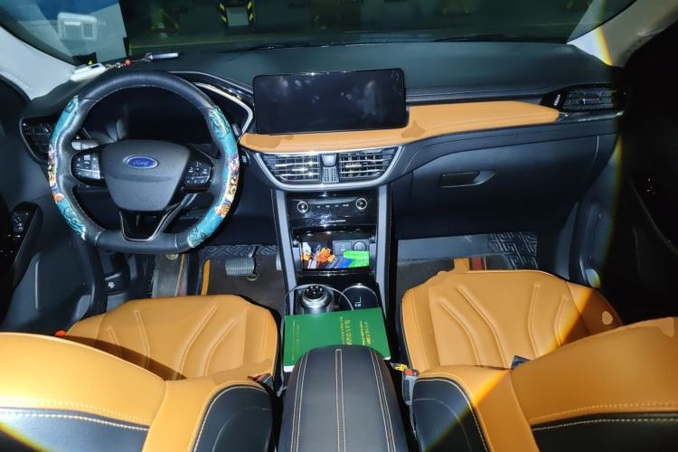 Used Ford Escape 2020 EcoBoost 245 Four-Wheel Drive Luxury Edition Center Console