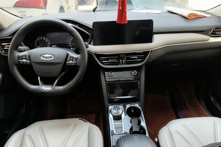Used Ford Escape 2020 EcoBoost 245 Two-Wheel Drive Smart & Enjoyment Model Center Console