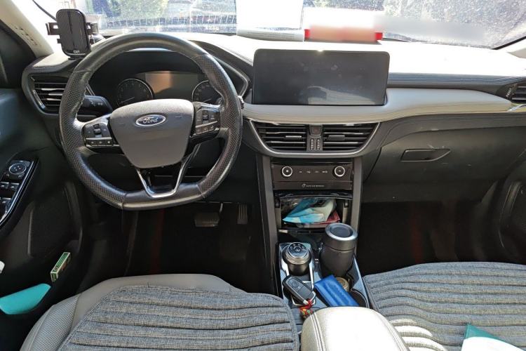 Used Ford Escape 2020 EcoBoost 245 Two-Wheel-Drive Titanium Edition Center Console