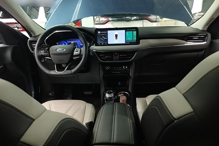 Used Ford Escape 2020 EcoBoost 245 Four-Wheel Drive Luxury Edition Center Console