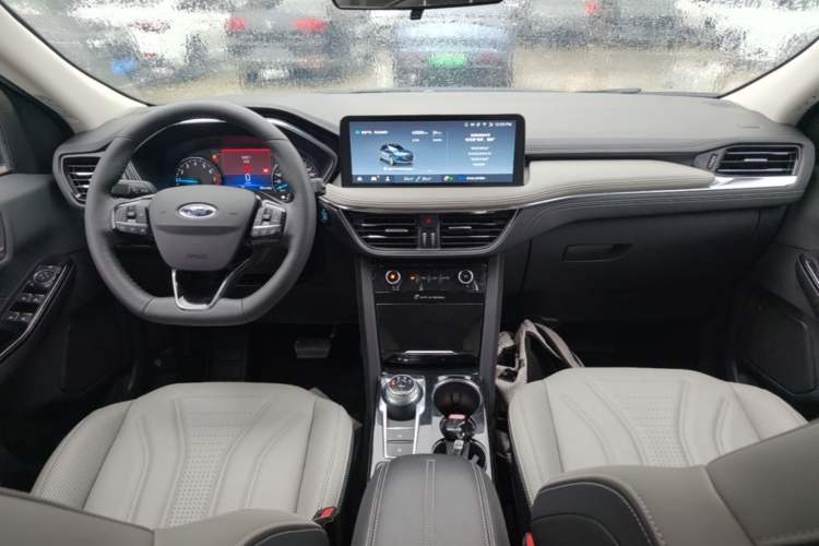 Used Ford Escape 2020 EcoBoost 245 Two-Wheel-Drive Titanium Edition Center Console