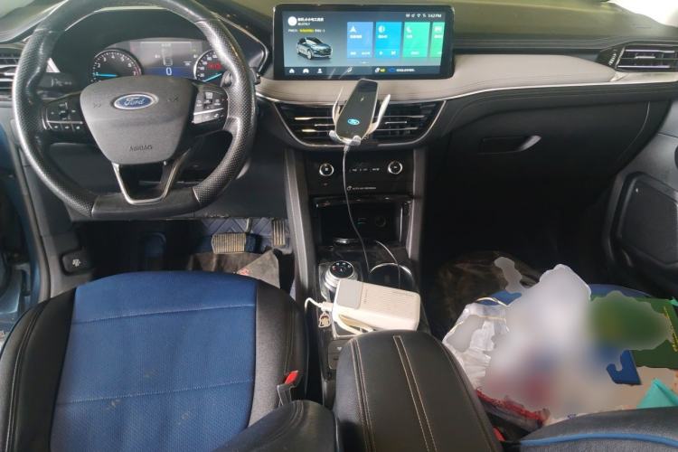 Used Ford Escape 2020 EcoBoost 245 Two-Wheel-Drive Titanium Edition Center Console