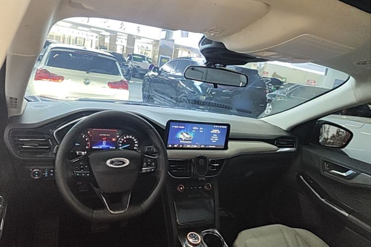 Used Ford Escape 2020 EcoBoost 245 Two-Wheel-Drive Titanium Edition Center Console