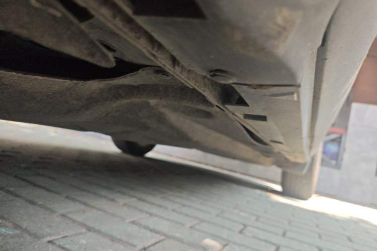 Used Ford Escape 2020 EcoBoost 245 Two-Wheel-Drive Titanium Edition Chassis Front Left