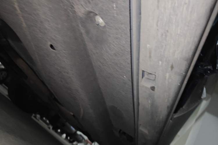 Used Ford Escape 2020 EcoBoost 245 Two-Wheel-Drive Titanium Edition Chassis Front Left