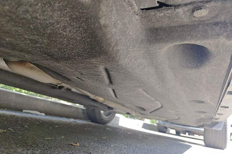 Used Ford Escape 2020 EcoBoost 245 Two-Wheel-Drive Titanium Edition Chassis Front Left
