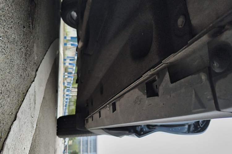Used Ford Escape 2020 EcoBoost 245 Two-Wheel-Drive Titanium Edition Chassis Front Left