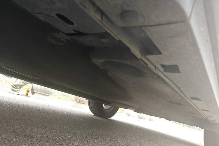 Used Ford Escape 2020 EcoBoost 245 Two-Wheel-Drive Titanium Edition Chassis Front Left
