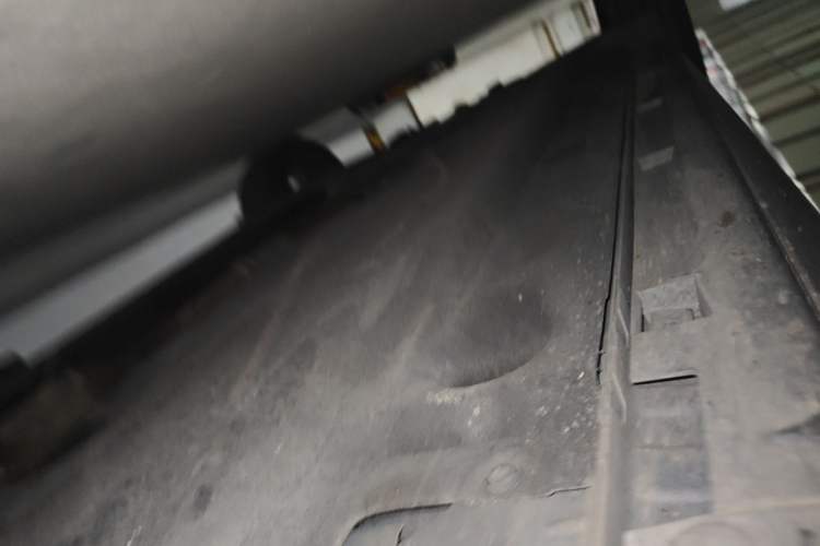Used Ford Escape 2020 EcoBoost 245 Two-Wheel-Drive Titanium Edition Chassis Front Right