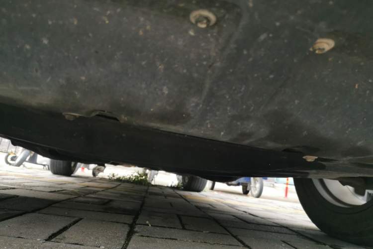 Used Ford Escape 2020 EcoBoost 245 Two-Wheel-Drive Titanium Edition Chassis Front