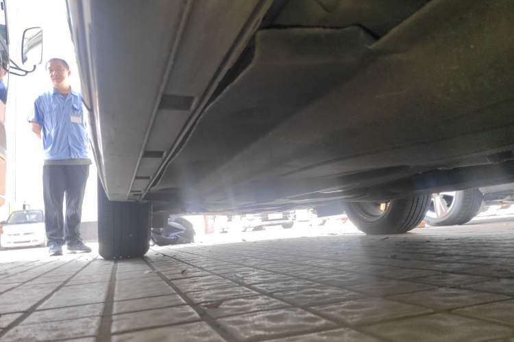 Used Ford Escape 2020 EcoBoost 245 Four-Wheel Drive ST-LINE Deluxe Edition Chassis Rear Left
