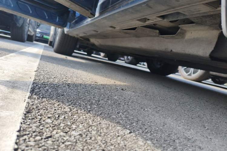 Used Ford Escape 2020 EcoBoost 245 Four-Wheel Drive ST-LINE Deluxe Edition Chassis Rear Left