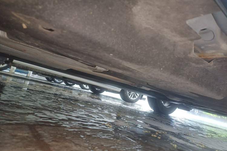Used Ford Escape 2020 EcoBoost 245 Two-Wheel-Drive Titanium Edition Chassis Rear Right