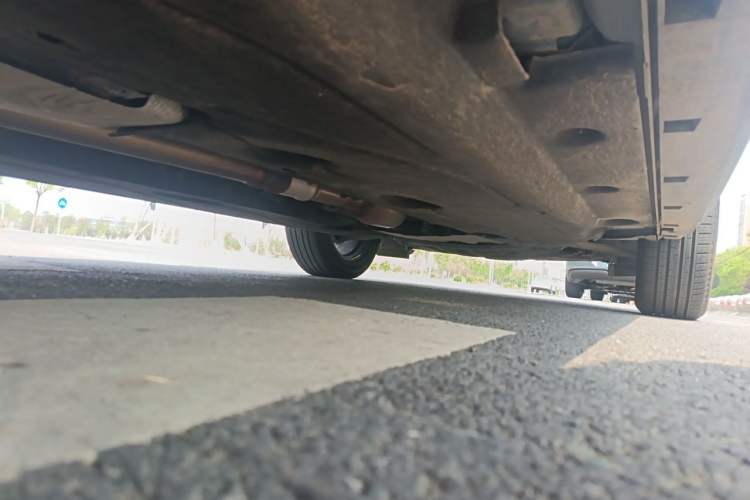 Used Ford Escape 2020 EcoBoost 245 Two-Wheel-Drive Titanium Edition Chassis Rear Right