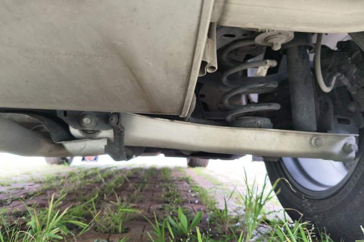 Used Ford Escape 2020 EcoBoost 245 Two-Wheel-Drive Titanium Edition Chassis Rear Right