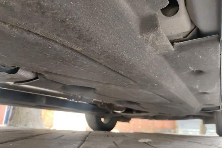 Used Ford Escape 2020 EcoBoost 245 Four-Wheel Drive ST-LINE Deluxe Edition Chassis Rear Right