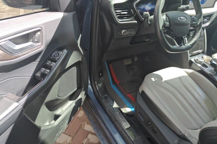 Used Ford Escape 2020 EcoBoost 245 Two-Wheel Drive Smart & Enjoyment Model Driver Seat