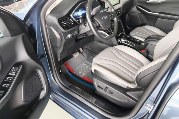 Used Ford Escape 2020 EcoBoost 245 Two-Wheel Drive Smart & Enjoyment Model Driver Seat